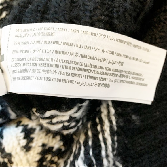 Abercrombie and Fitch geometric pattern cardigan - Picture 7 of 7